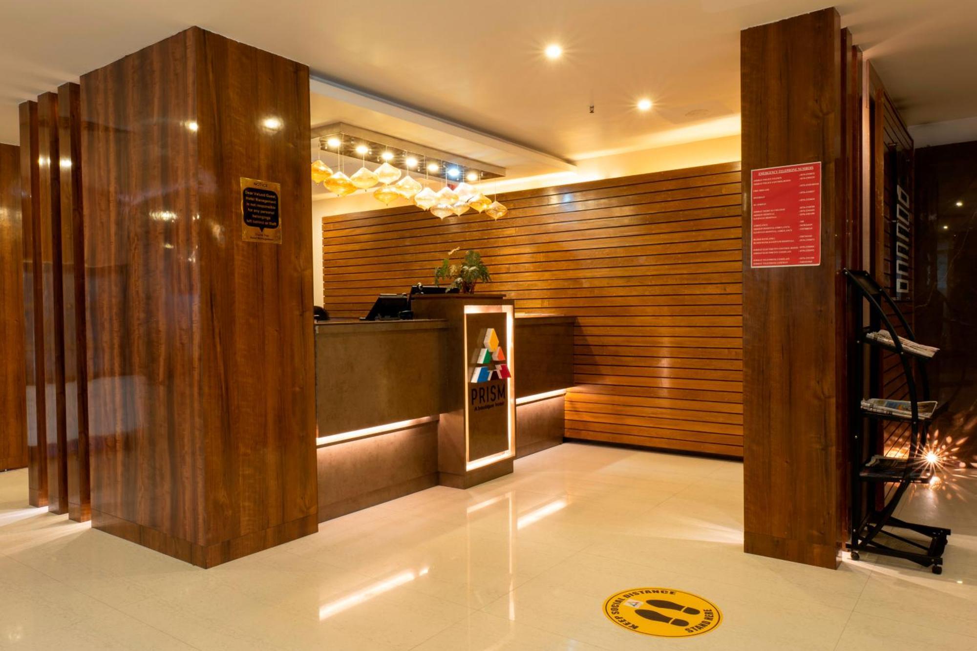 Hotel Prism - A Boutique Hotel Jorhāt Exteriör bild