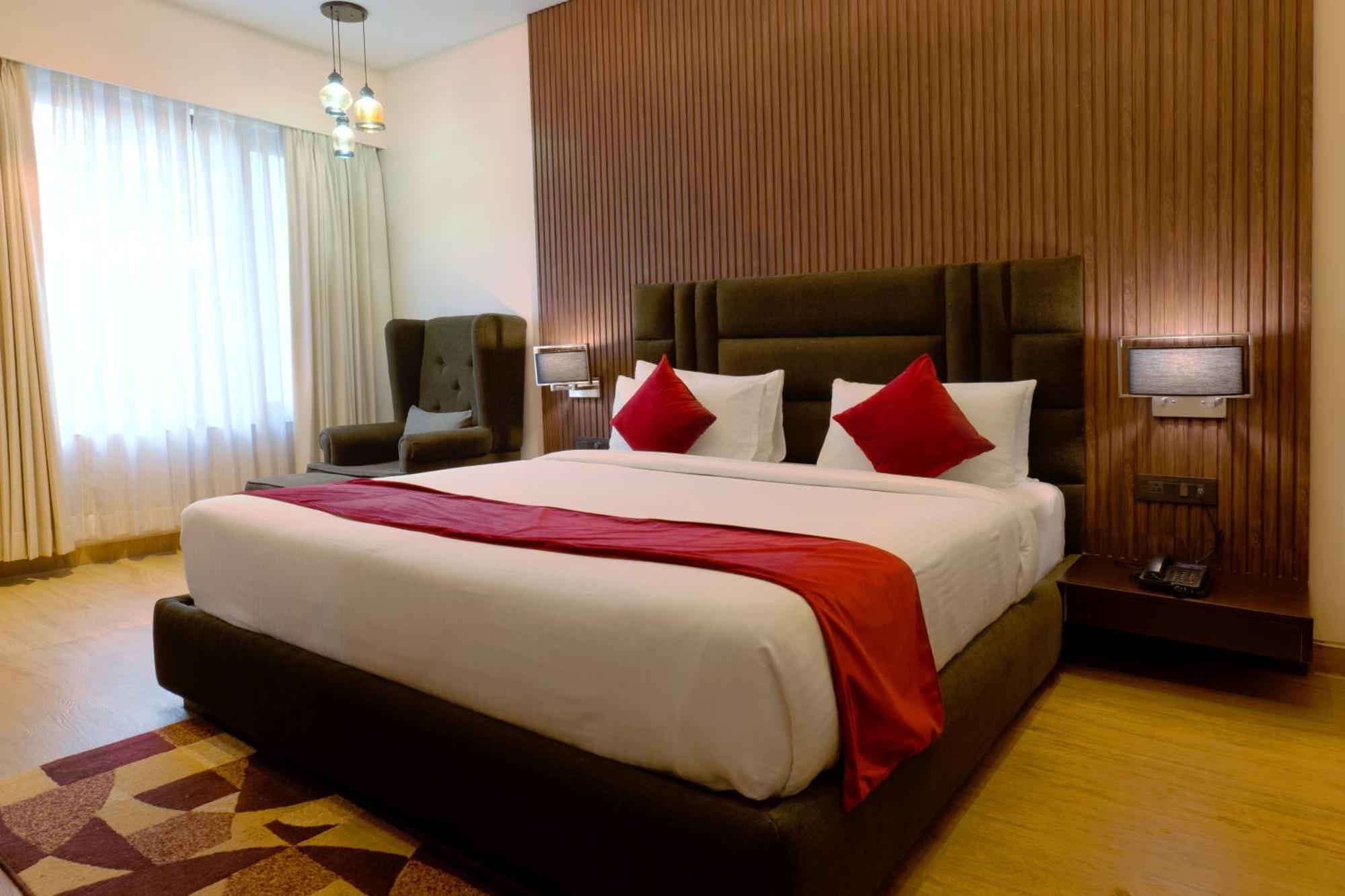 Hotel Prism - A Boutique Hotel Jorhāt Exteriör bild